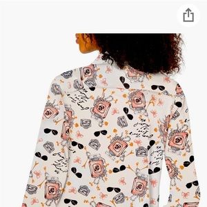 Karl Lagerfeld Blouse. Sleeves can be rolled up and buttoned or left down.